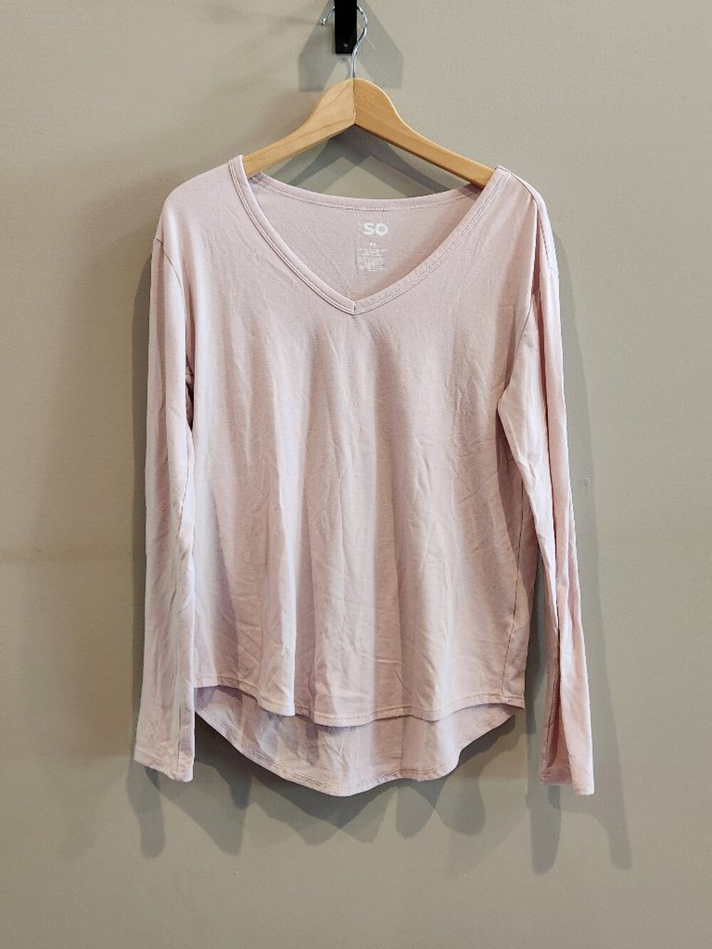 SO Pink Long Sleeve V-Neck Top Lightweight Casual